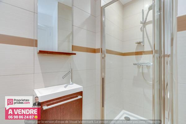 MAGNIFIQUE 2 PIECES DE 55 m² AVEC VASTE TERRASSE