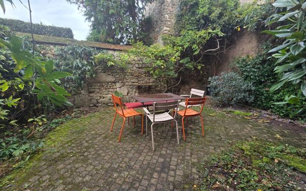 Appartement à louer    2 pièces • 52 m2 Nemours