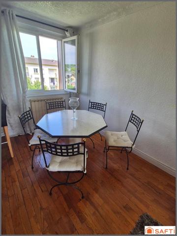 Appartement F3, 58m2, lumineux-trasversant, balcon