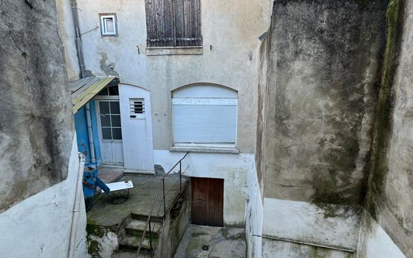 Maison à vendre    2 pièces • 246 m2 Bourg-de-Péage