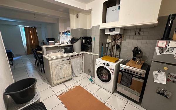 Maison à vendre    2 pièces • 246 m2 Bourg-de-Péage