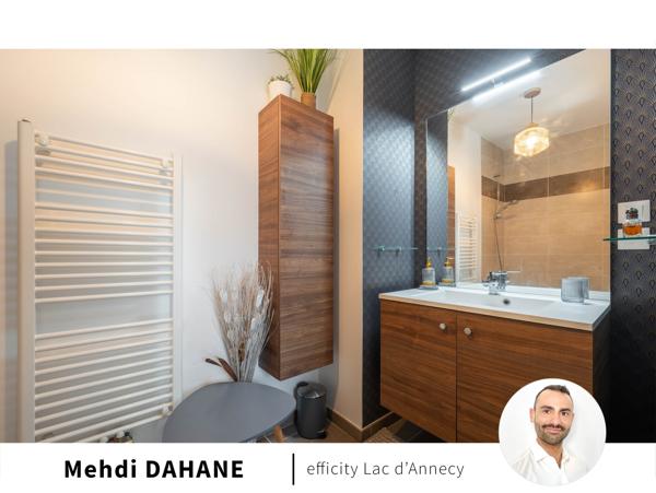Appartement
         3 pièces
        - 60 m² Exclusivité 325 000 € *