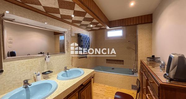 À vendre Appartement 4 pièces 98 m² - Hyères 83400