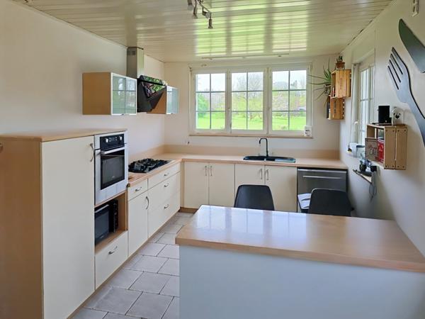 Bruay-la-Buissière (62700) Superbe plain pied d'environ 190 m² habitable sur plus de 2400 m² de terrain