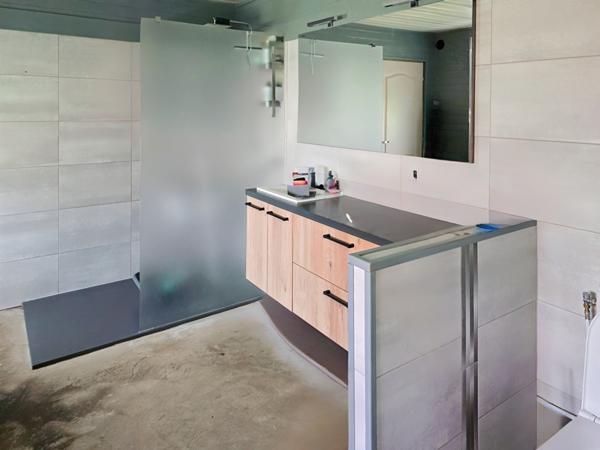 Bruay-la-Buissière (62700) Superbe plain pied d'environ 190 m² habitable sur plus de 2400 m² de terrain