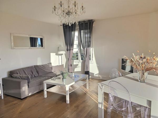 A louer appartement meublé de type 3 avec terrasse et parking a marseille (13013) Quartier Saint Mitre