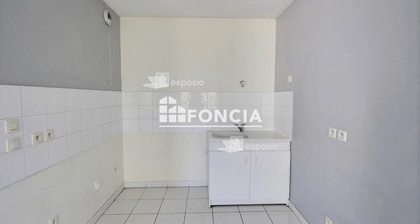Location Studio 36.54 m² - Saint-martin-d'hères 38400