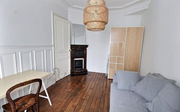 Appartement à louer    1 pièce • 27,14 m2 Paris 7