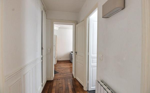 Appartement à louer    1 pièce • 27,14 m2 Paris 7