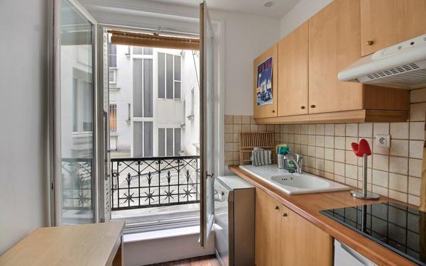 Appartement à louer    1 pièce • 27,14 m2 Paris 7