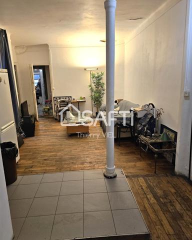 MURS COMMERCIAUX AUX BUTTES CHAUMONT