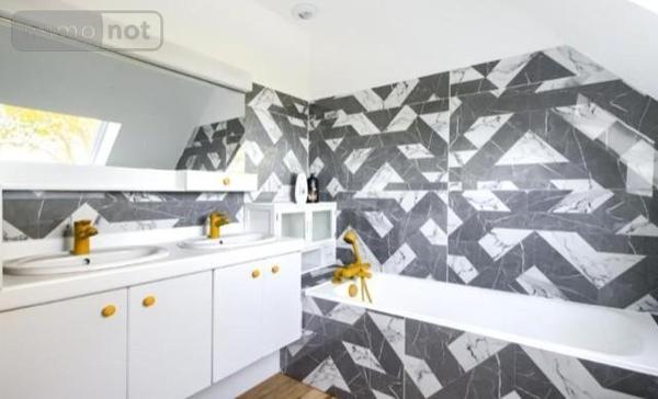 Maison à vendre à Baden dans le Morbihan (56870), ref : 49013-2070