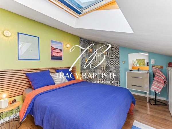 Maison de caractère avec piscine, 5 chambres et vue dégagée