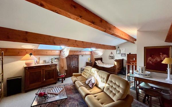 Maison à vendre    5 pièces • 172 m2 Sète