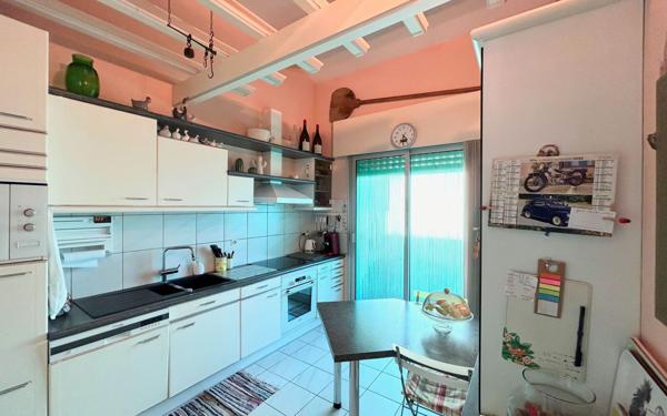 Maison à vendre    5 pièces • 172 m2 Sète