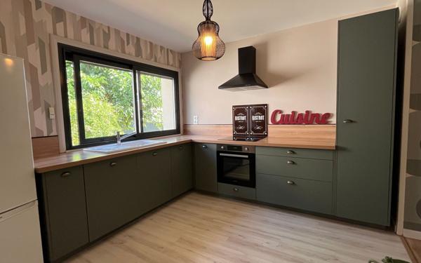 Maison à vendre    3 pièces • 96 m2 Saint-Denis-en-Val