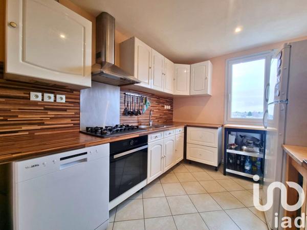 Appartement 4 pièces de 82 m² à Reims (51100)