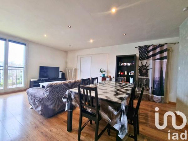 Appartement 4 pièces de 82 m² à Reims (51100)