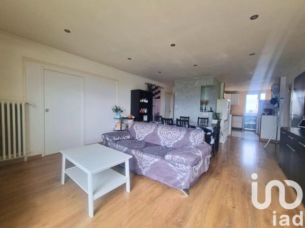 Appartement 4 pièces de 82 m² à Reims (51100)