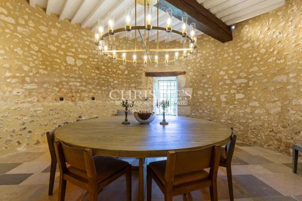 A vendre – Magnifique château entièrement rénové en Dordogne