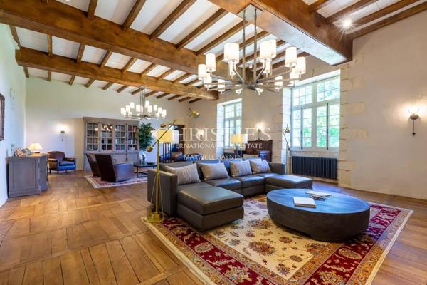 A vendre – Magnifique château entièrement rénové en Dordogne