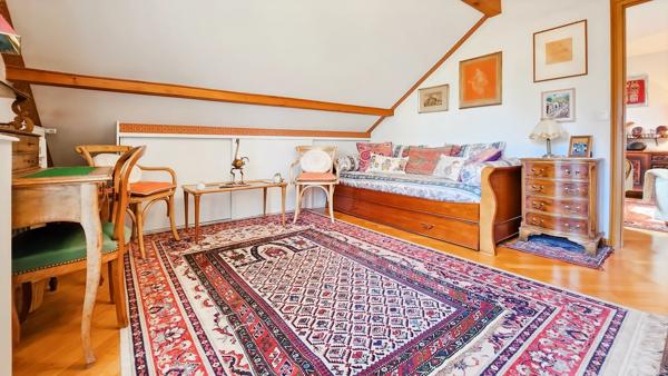 Jolie Maison d'architecte au calme avec grand terrain !