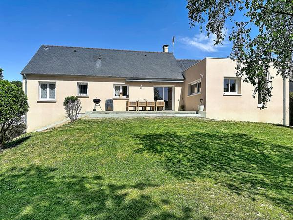 Maison St Jean Des Mauvrets 155m²