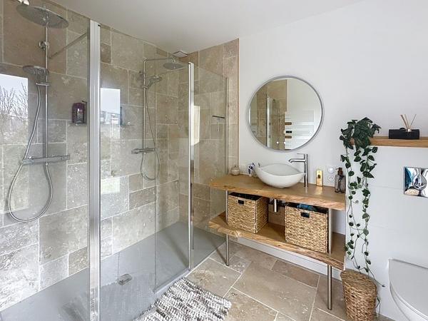 Maison St Jean Des Mauvrets 155m²