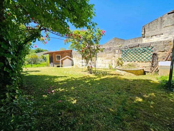 Maison de Maîtres de 198 m² - 4 chambres.