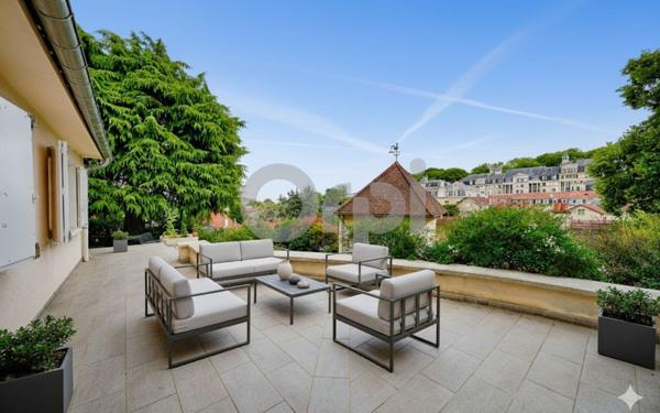 Maison à vendre    7 pièces • 202,50 m2 Le Plessis-Robinson