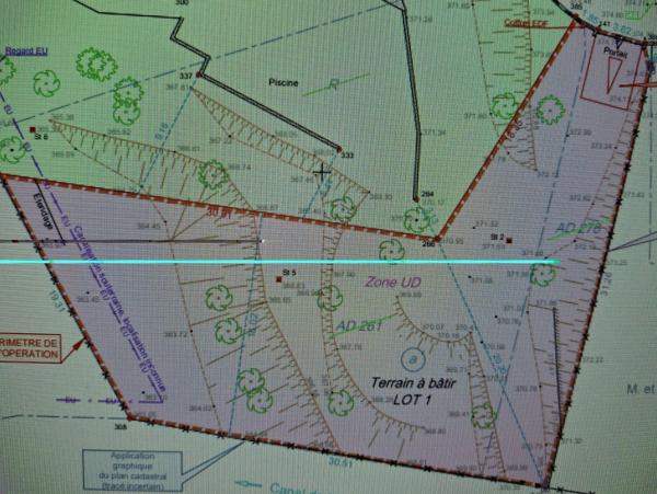 Ste Tulle, à Costebelle, terrain viabilisé de 854 m²