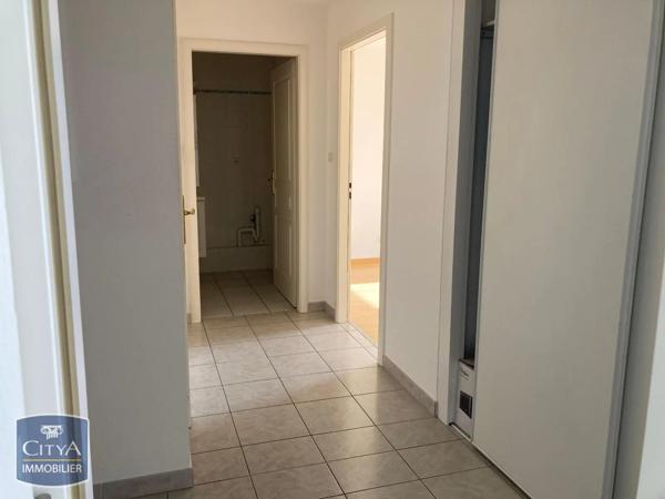 Appartement à louer 2 pièces 49.2m²