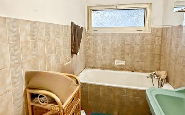 Appartement à vendre    1 pièce • 25,65 m2 Nice