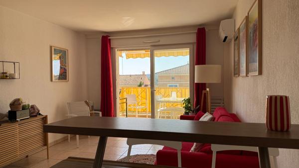 Appartement à vendre 2 pièces parking privé SAINT RAPHAEL (83)
