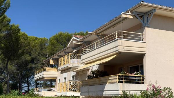 Appartement à vendre 2 pièces parking privé SAINT RAPHAEL (83)