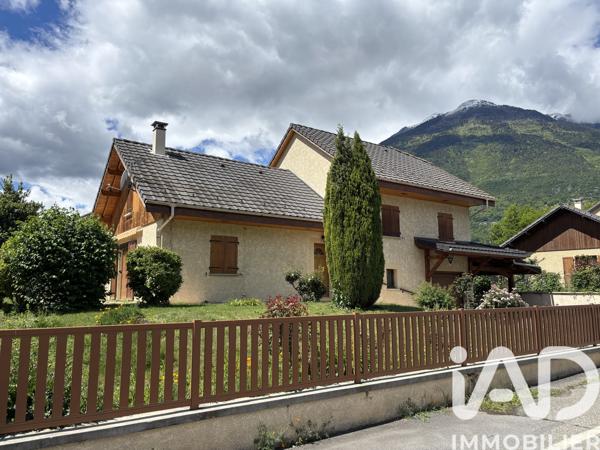 Maison à vendre 5 pièces 90 m² Sainte-Marie-de-Cuines
