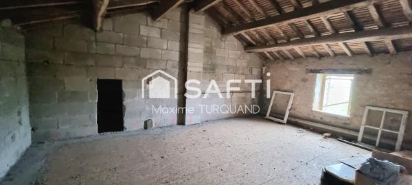 Maison d'habitation à rénover 240m² possible ( 3/4 chambres) + dépendance.