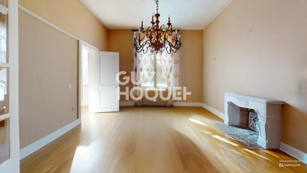 Élégante Maison Bourgeoise à Malaunay, Vue sur la Rivière