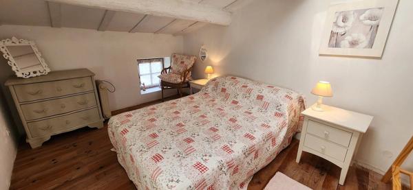Maison de village en parfait état et caractère