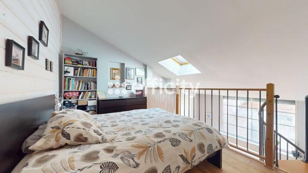 Appartement
         7 pièces
        - 152 m² 265 000 € *