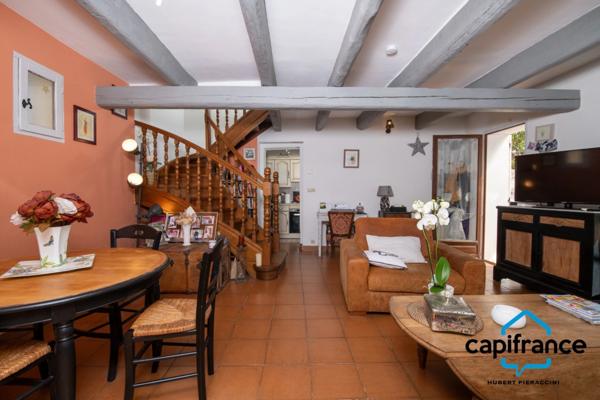 Maison individuelle mitoyenne de 75 m2 prêt à vivre Expo Sud terrain 235m2 Garage.