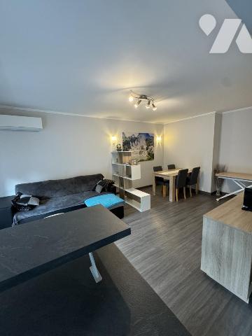 Golfe Juan  Résidence de standing et au calme grand 2 pièces entièrement rénové avec cave et parking