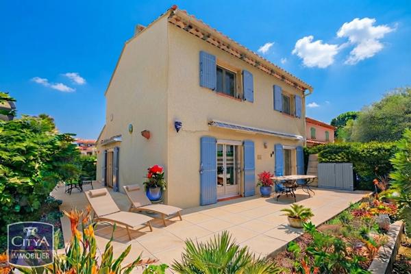 Maison à vendre 4 pièces 102m² Fréjus (83600)
