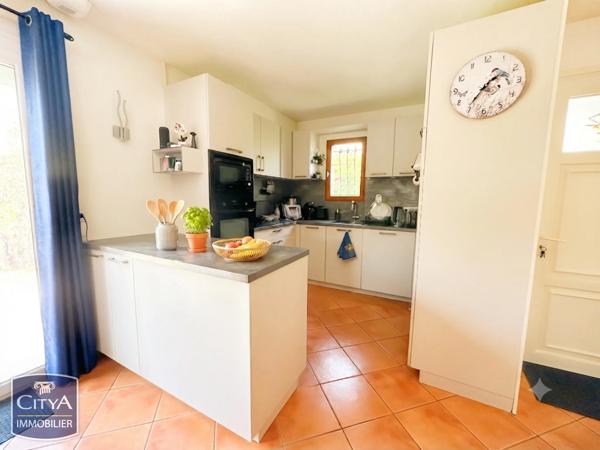 Maison à vendre 4 pièces 102m² Fréjus (83600)