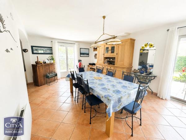Maison à vendre 4 pièces 102m² Fréjus (83600)