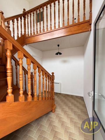 Location appartement Guegon : 750 € - AJP Immobilier Plumelec