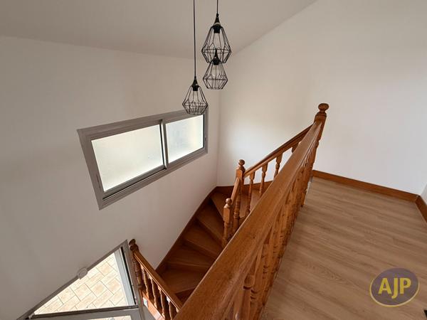 Location appartement Guegon : 750 € - AJP Immobilier Plumelec