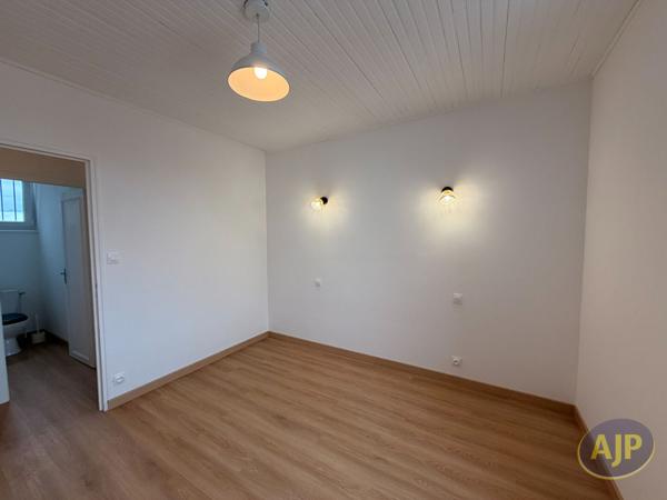 Location appartement Guegon : 750 € - AJP Immobilier Plumelec