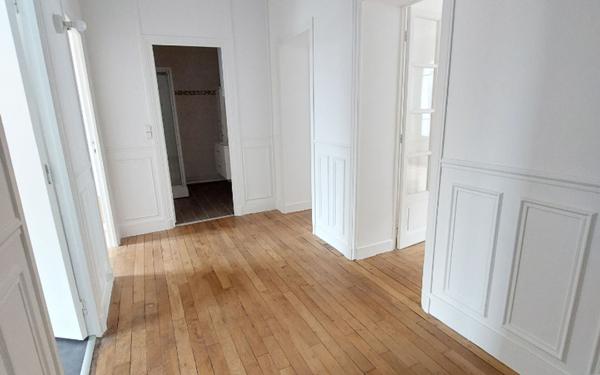 Appartement à vendre    3 pièces • 69,55 m2 Chelles