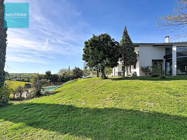 Maison d'architecte à vendre Montgiscard 180 m2, 31450